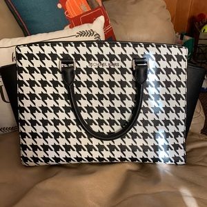 Michael Kors Purse and Matching Wallet